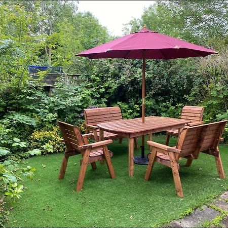 Lovely 2-Bed Apartment In Knowle Solihull Esterno foto